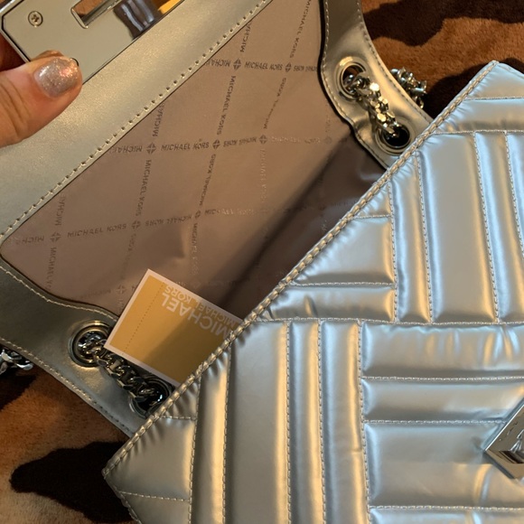 Weather Proof MK dual style SIvER Bag Only other items sold separate - Picture 6 of 11